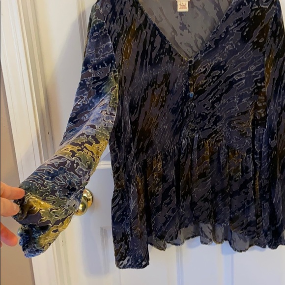 Sundance Top 🌻 - Picture 9 of 11